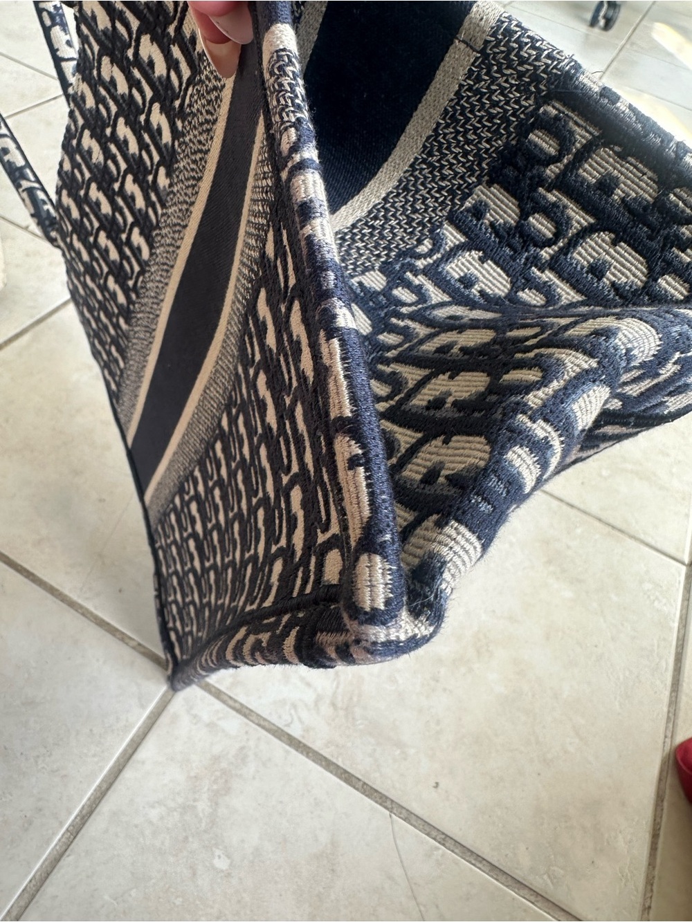 ✨Excellent Condition✨ Medium Navy and Beige Christian Dior Book Tote💙 - Picture 4 of 15